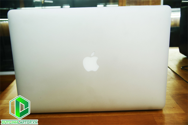 Macbook Pro Retina 15'' - Early 2013 - ME665