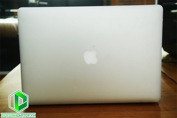 Macbook Pro Rentina 15