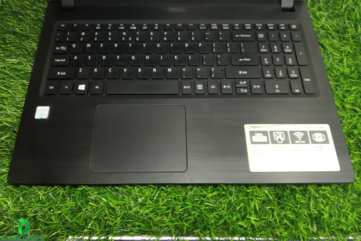 Laptop Acer Aspire 3 A315-51-51RA | i5-7200U | RAM 8GB | SSD 128GB + HDD 500GB | HD Graphics 620 | 15,6Inch HD