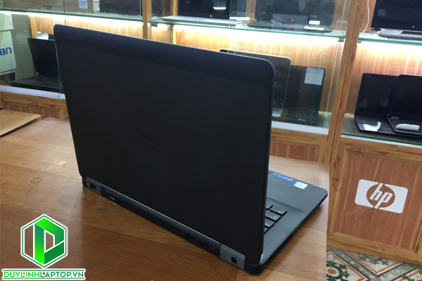 Laptop Dell Latitude E7270 / i7*6600U/ RAM 8G/ Ổ SSD 256GB/ MÀN 12.5 HD Touchscreen