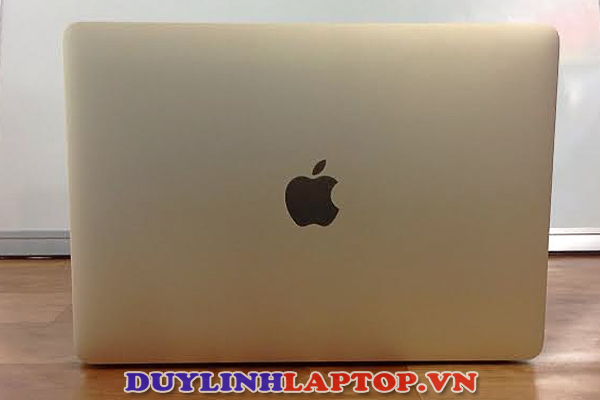The New Macbook Retina 12 Inch 2015 Gold Like New 99%