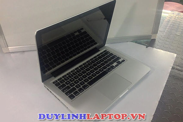 Macbook Pro MC700LL/A 13