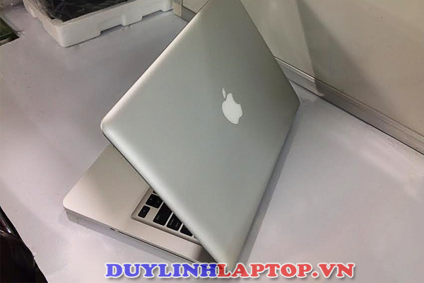 MacBook Pro 13inch 2012 MD101 cũ( i5-3210M / RAM 4G/ HDD 500G/ HD Giaphics 4000/Màn 13in/ Pin 4h)