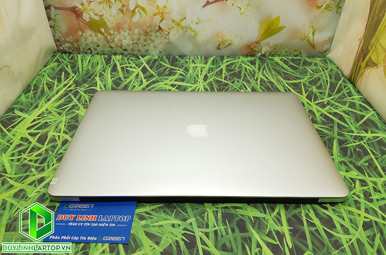 Macbook Pro Rentina 15