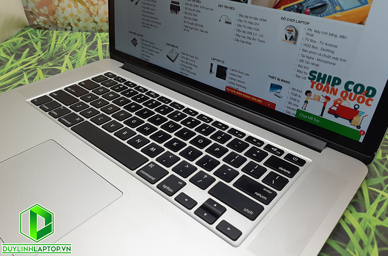 Macbook Pro Rentina 15