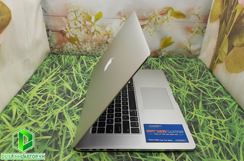 Macbook Pro Rentina 15