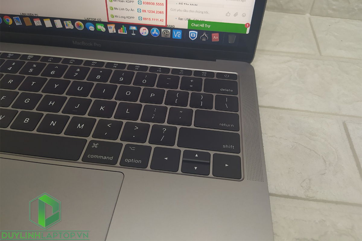 Macbook Pro 2017 | i5 | RAM 8GB | SSD 128GB | 13Inch UHD