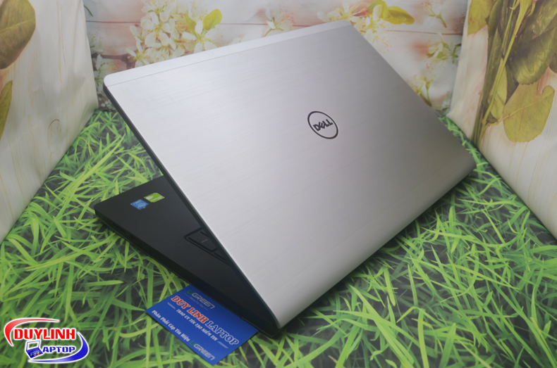 Laptop-cu-Dell-Inspiron-5748-5