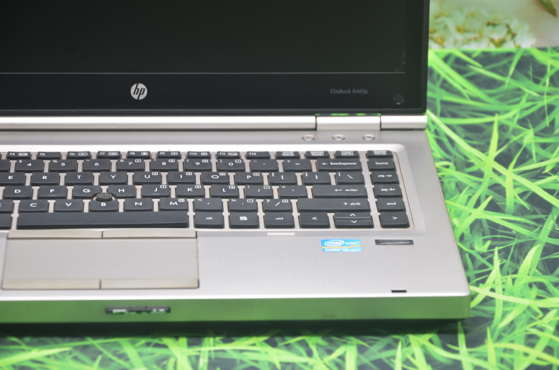 Laptop-HP-Elitebook-8460-3
