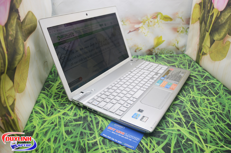 Toshiba-Dynabook-T752-3