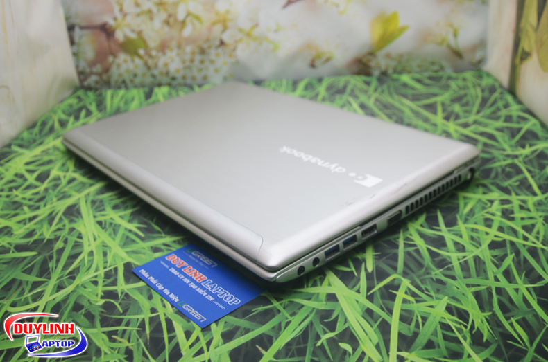 Toshiba-Dynabook-T752-6