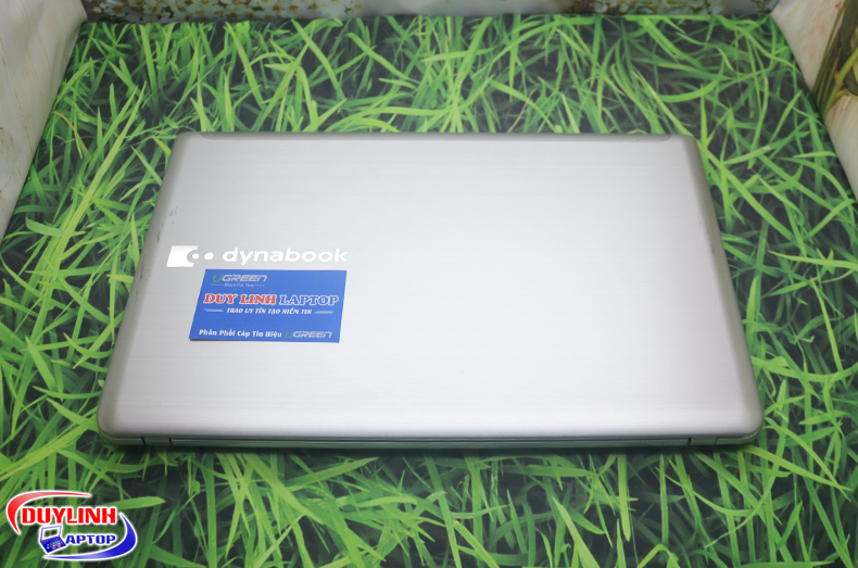 Toshiba-Dynabook-T752-9